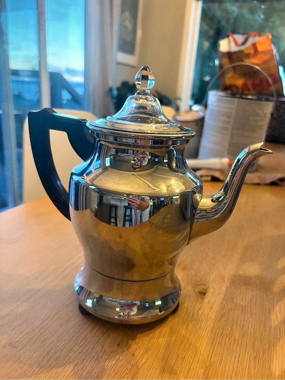 Vintage Universal Coffeematic Electric Percolator EA-4484 — Landers, Frary & Cl